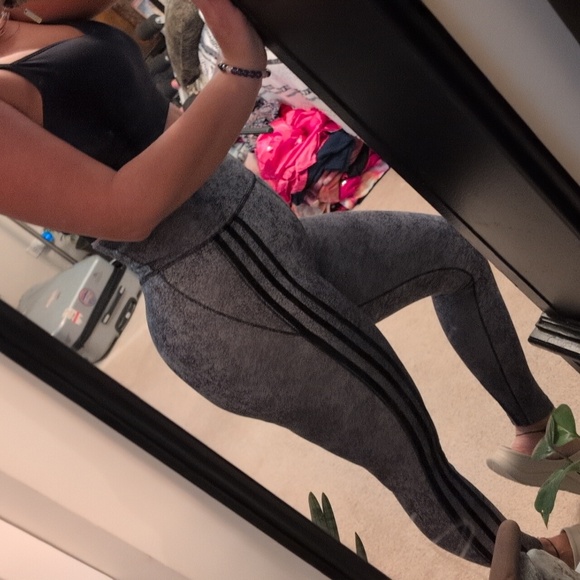 Adidas leggings - Picture 1 of 8